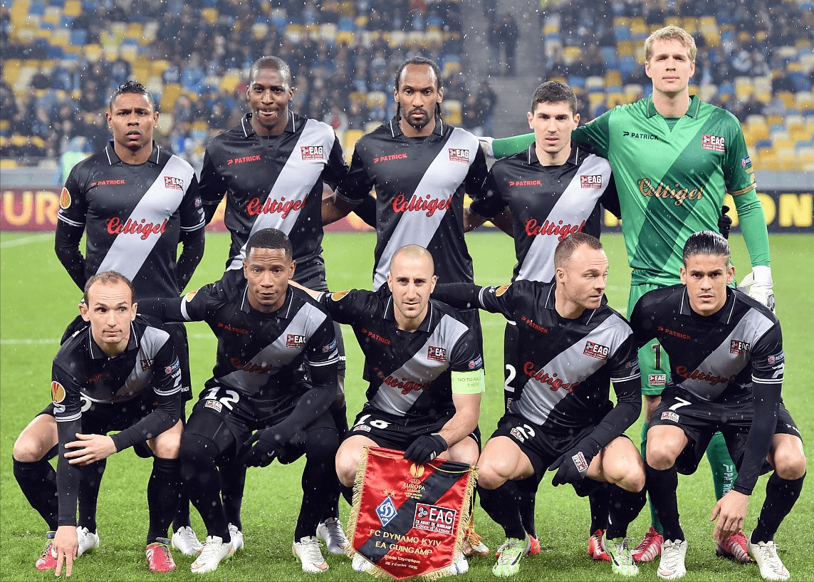 九游体育APP-关键时刻体能课后，斯图加特扳平良机备战英超，引发热议，团队化学反应显著的简单介绍