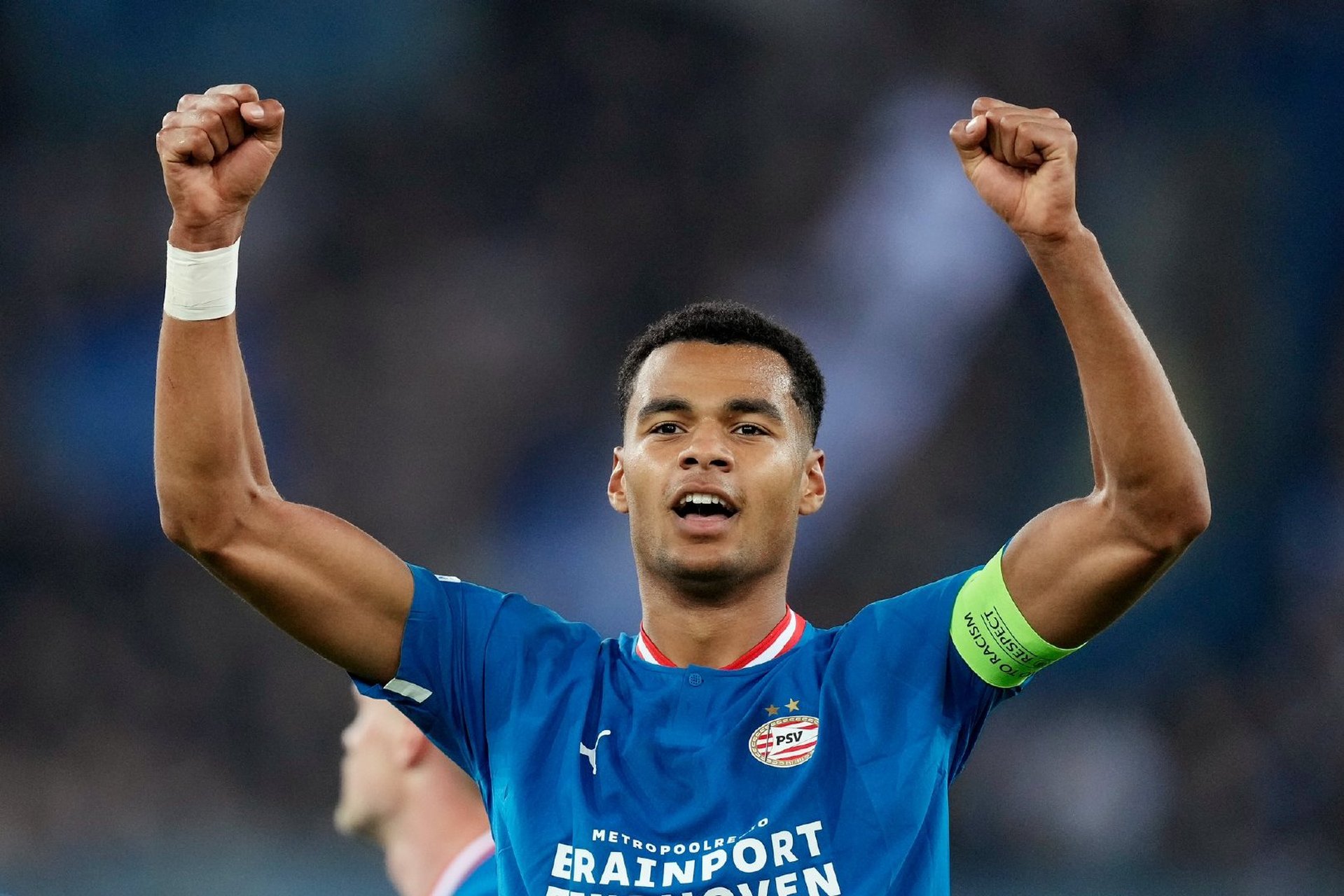 九游娱乐APP-埃因霍温训练开放日，关键时刻外线爆发引欢呼，西甲在即，临场指挥获称赞的简单介绍